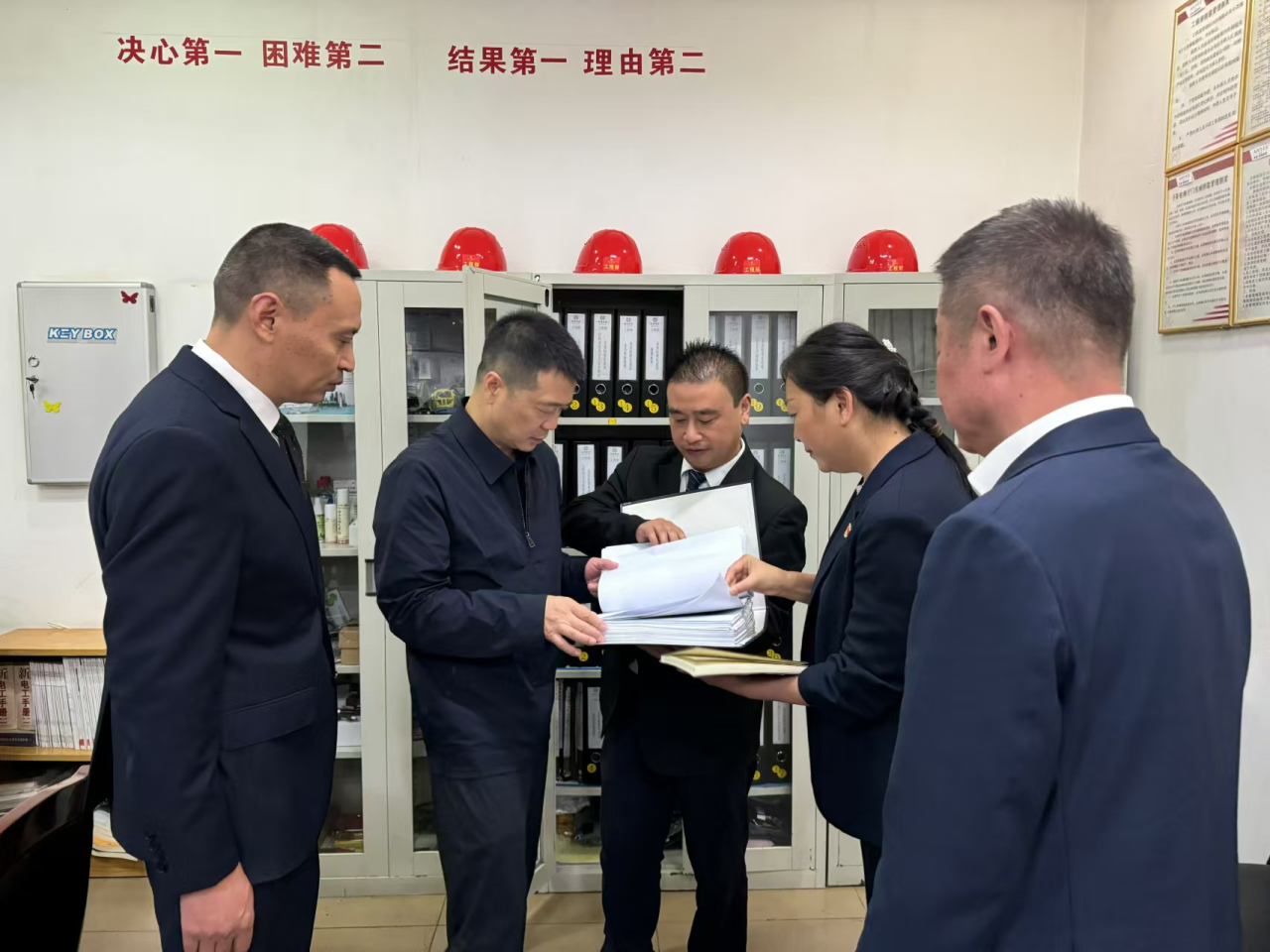 省尊龙凯时集团党委书记、董事长游勇国庆节期间调研督导旗下酒店经营及安全生产工作